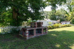  Photo 32