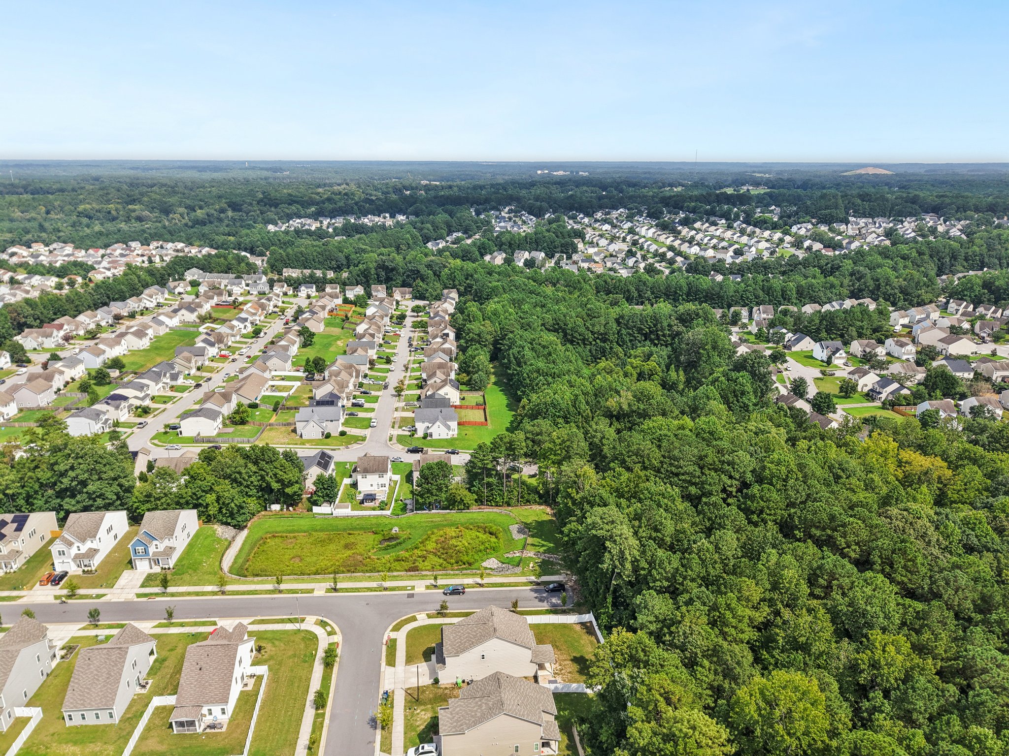 Bunker Hill Dr-S2108-042.jpg
