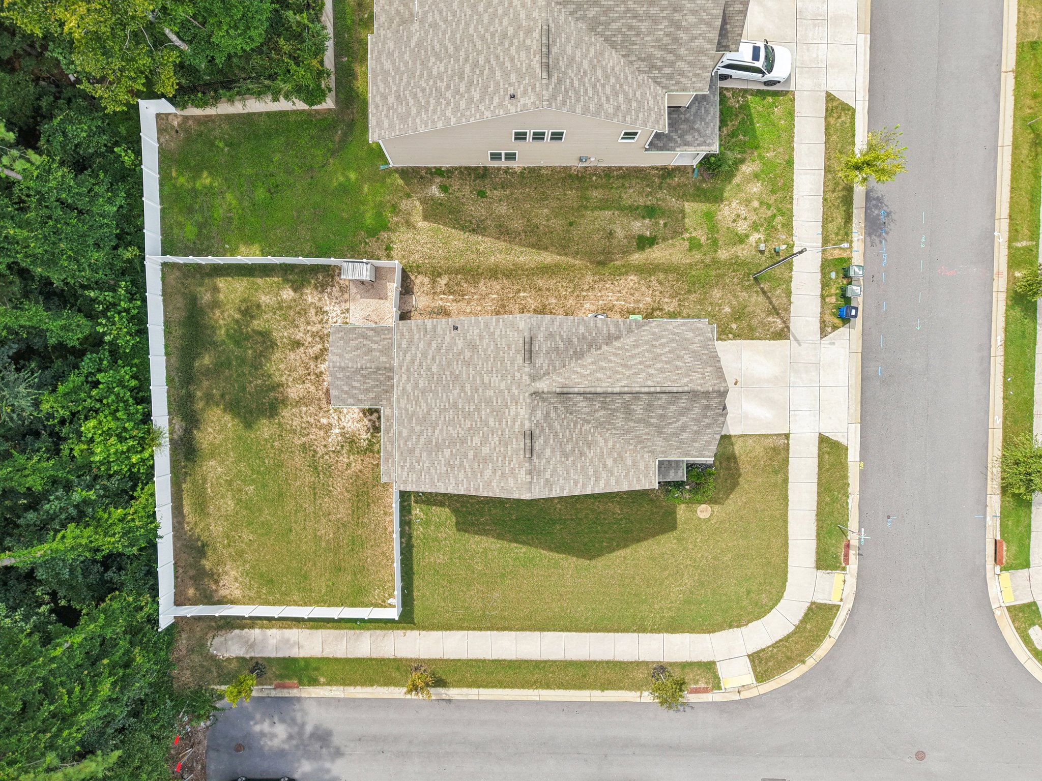 Bunker Hill Dr-S2108-046.jpg