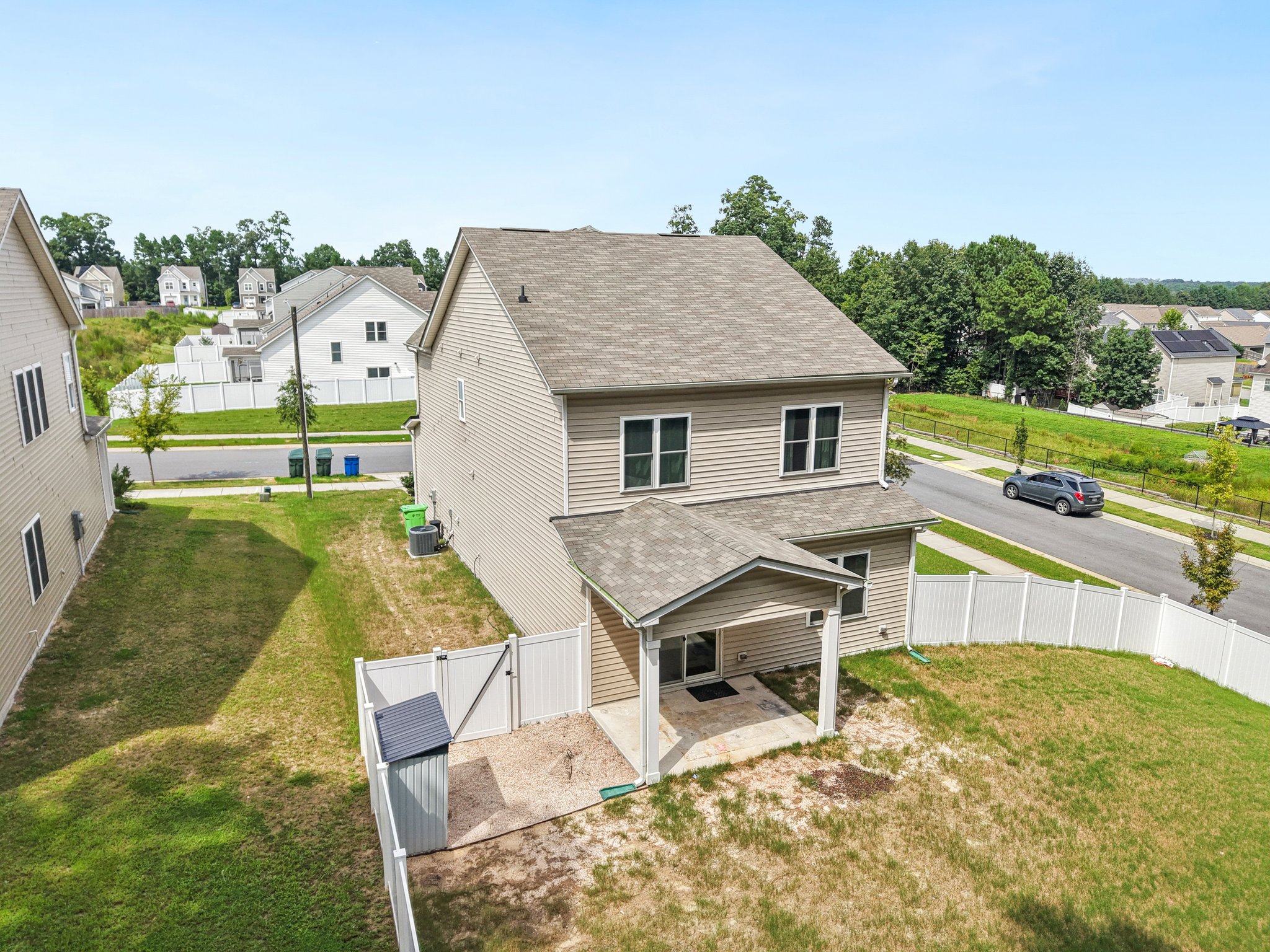 Bunker Hill Dr-S2108-052.jpg