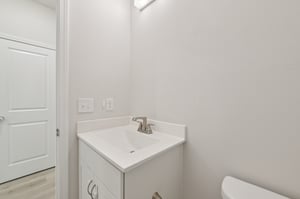 Bunker Hill Dr-S2108-014.jpg