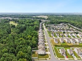 Bunker Hill Dr-S2108-044.jpg