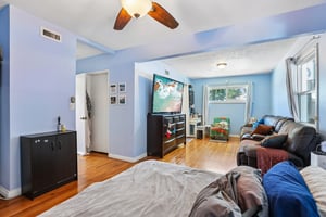 Yolanda Ave-S1107-019.jpg