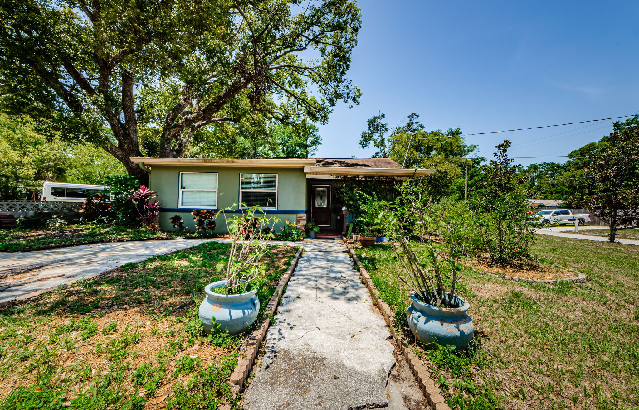 Front Exterior 3