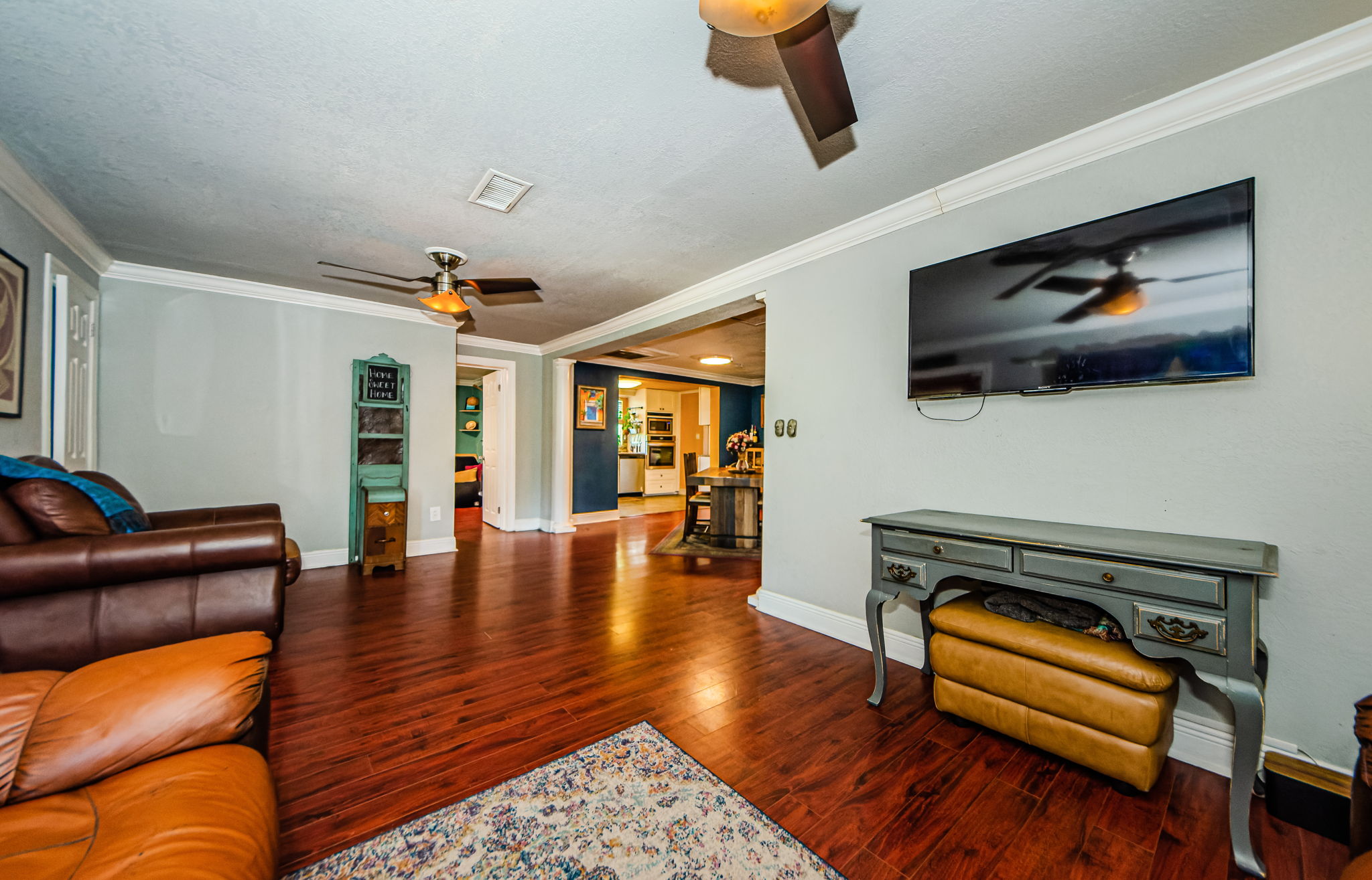 Living Room 4