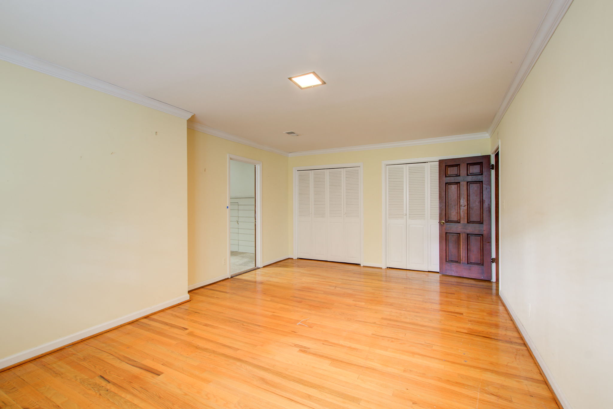 49 BR 3 C w Flex Space + Closets