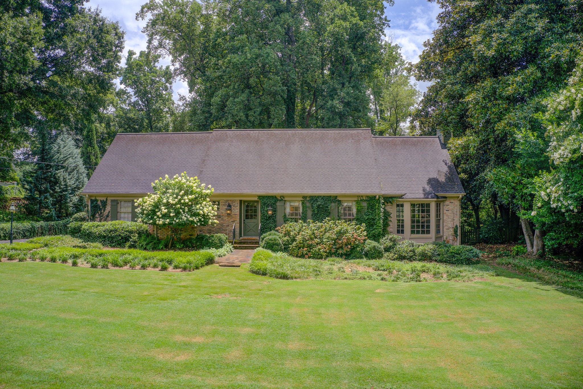 50 Aerial Exterior Front B