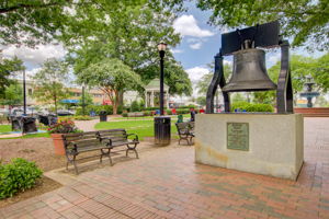 77 Marietta Square  Courtyard w Bell