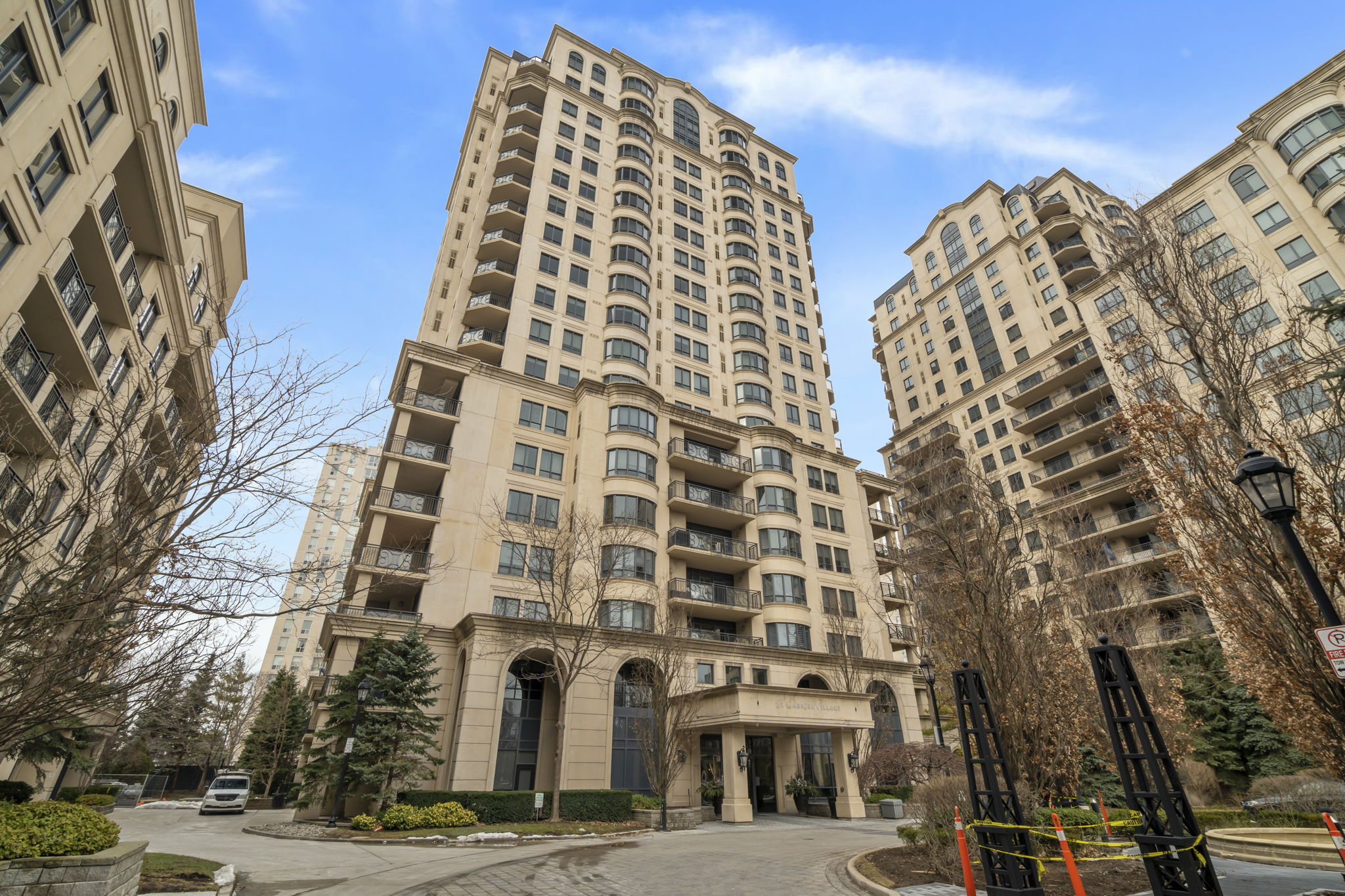 662 Sheppard Ave E Unit 805, Building C Toronto, ON M2K 3E6