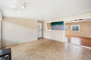 La Mesa Rd-1005-010.jpg