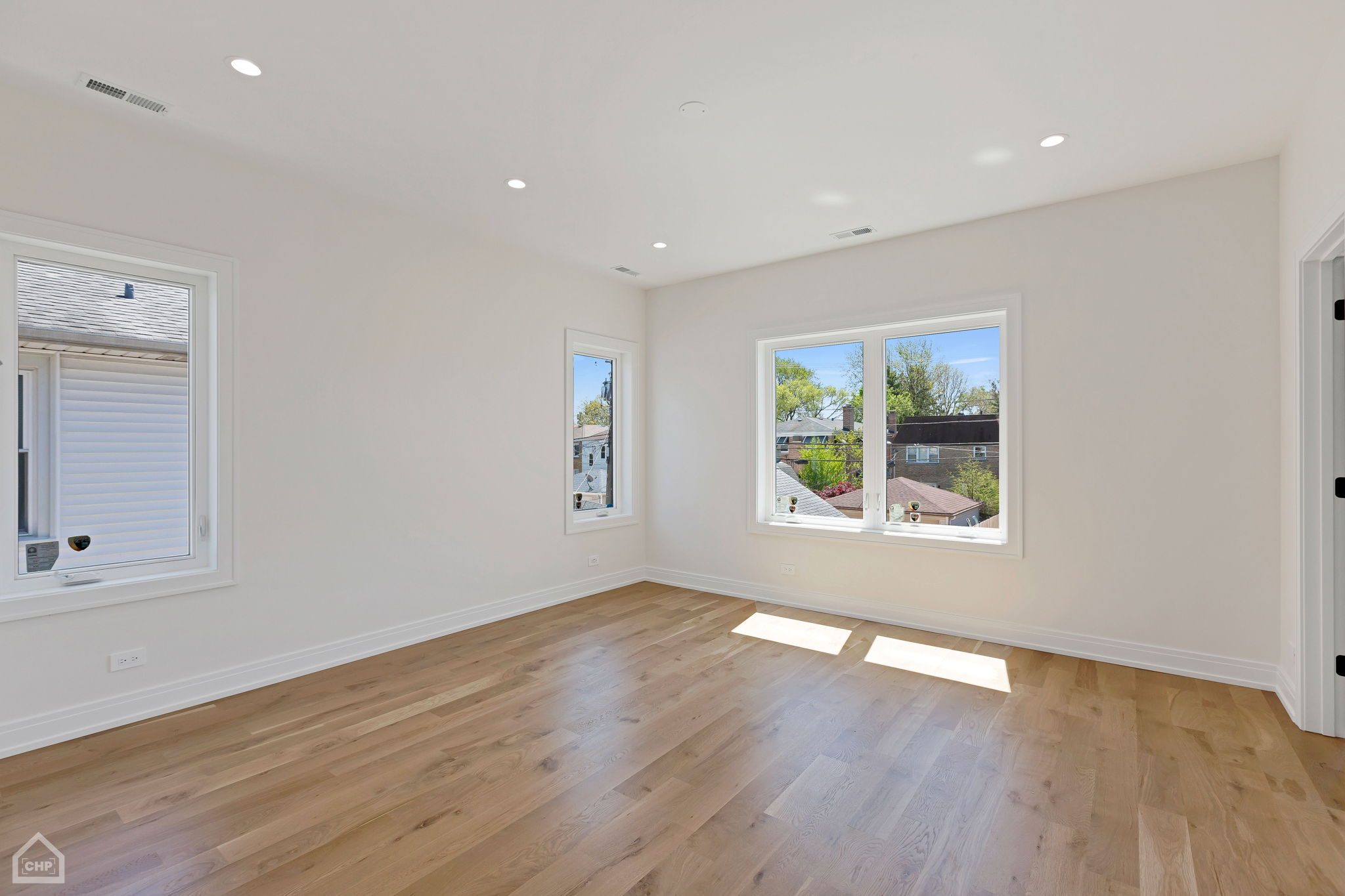 6621 W Schreiber Ave_056