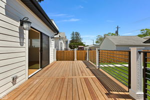 6621 W Schreiber Ave_010