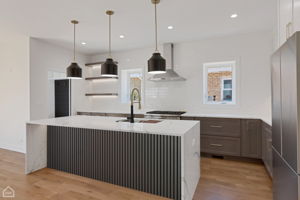 6621 W Schreiber Ave_026