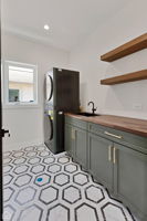 6621 W Schreiber Ave_051