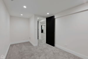 6621 W Schreiber Ave_077