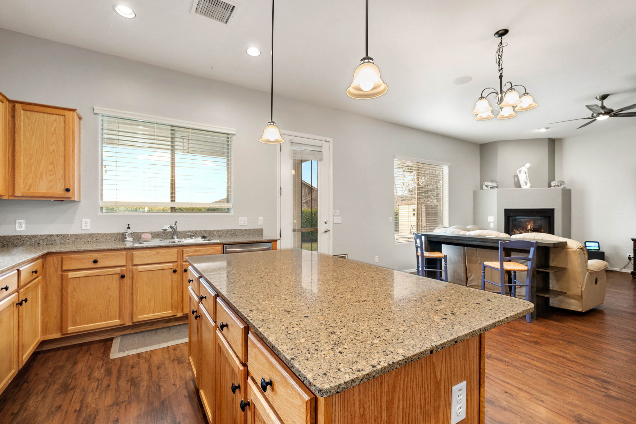 Kitchen to Dining Room (2)