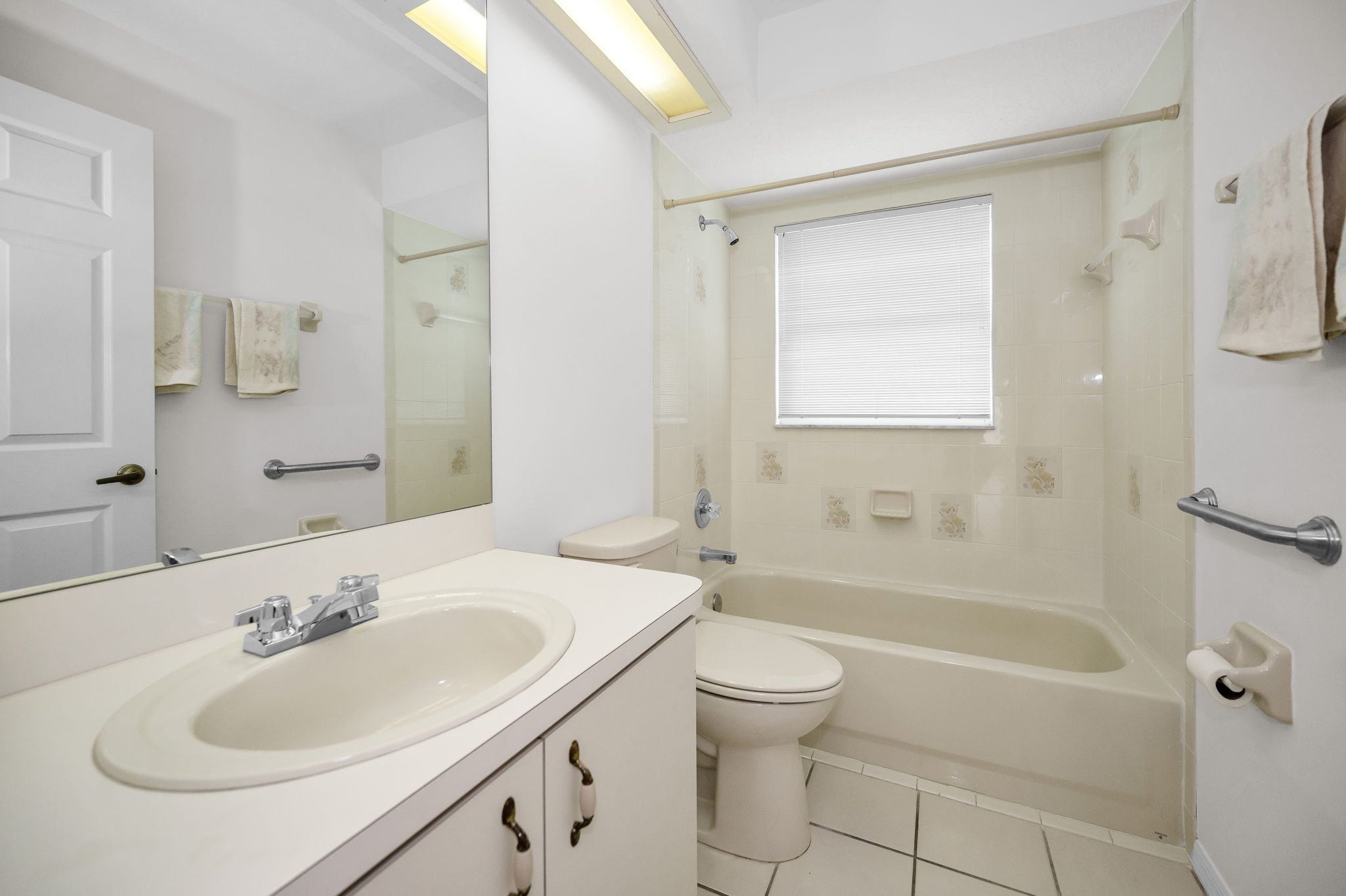 Bathroom2