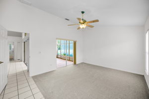 Primary Bedroom1b