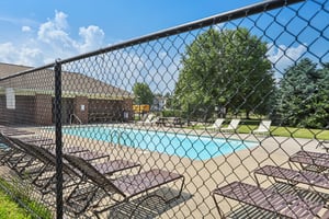 W Dickens Crossing-2606-910.jpg