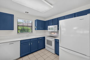 Kitchen 2 of 3