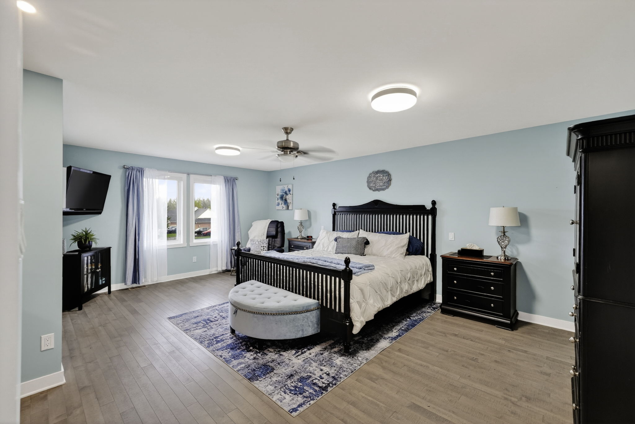  Photo 38