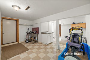  Photo 37