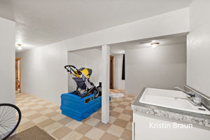  Photo 39