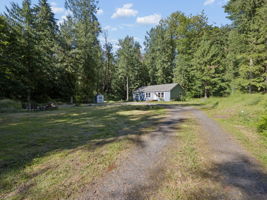  Photo 32