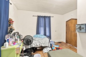  Photo 32