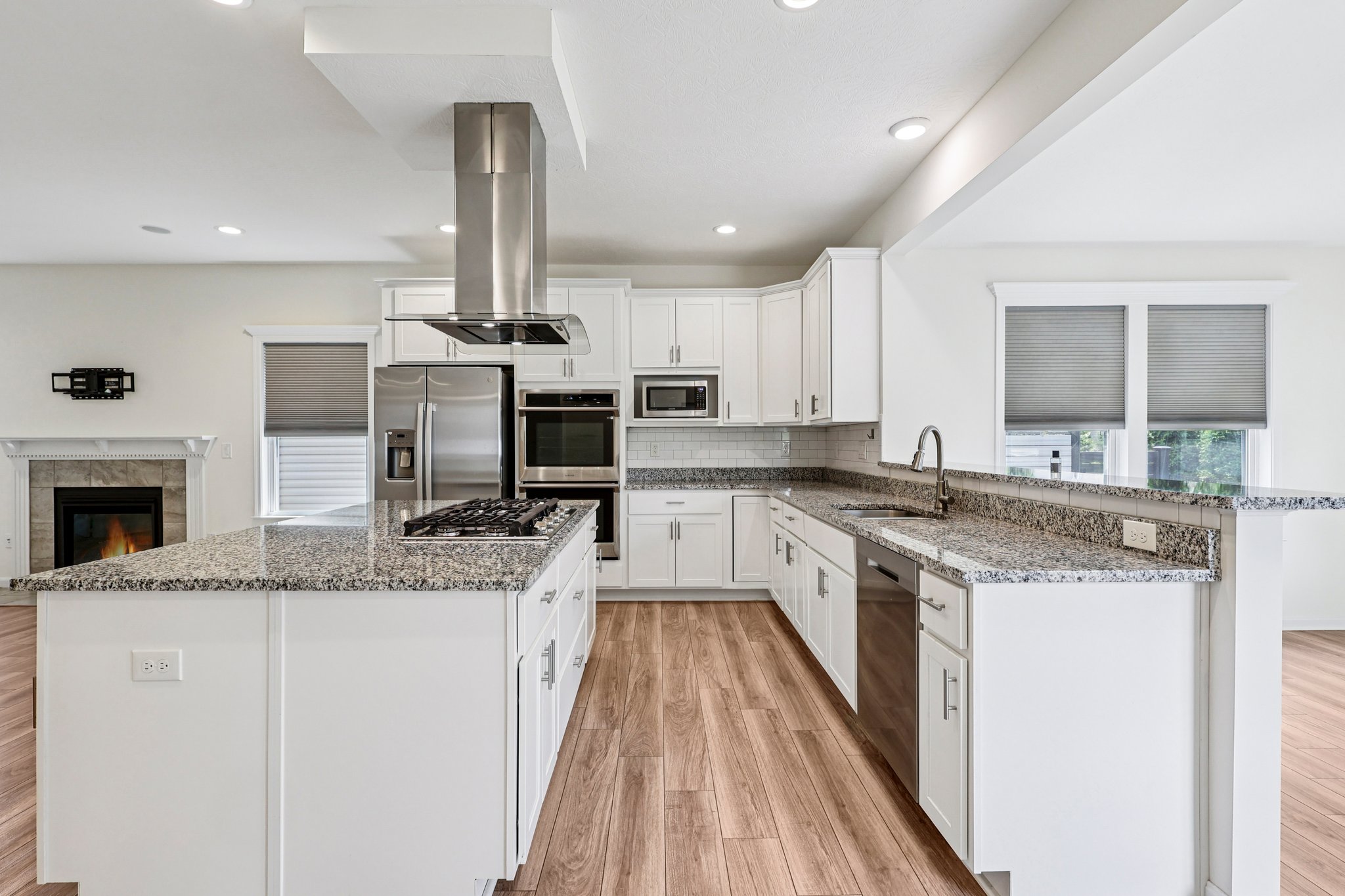 Sandker Ln-1906-013.jpg