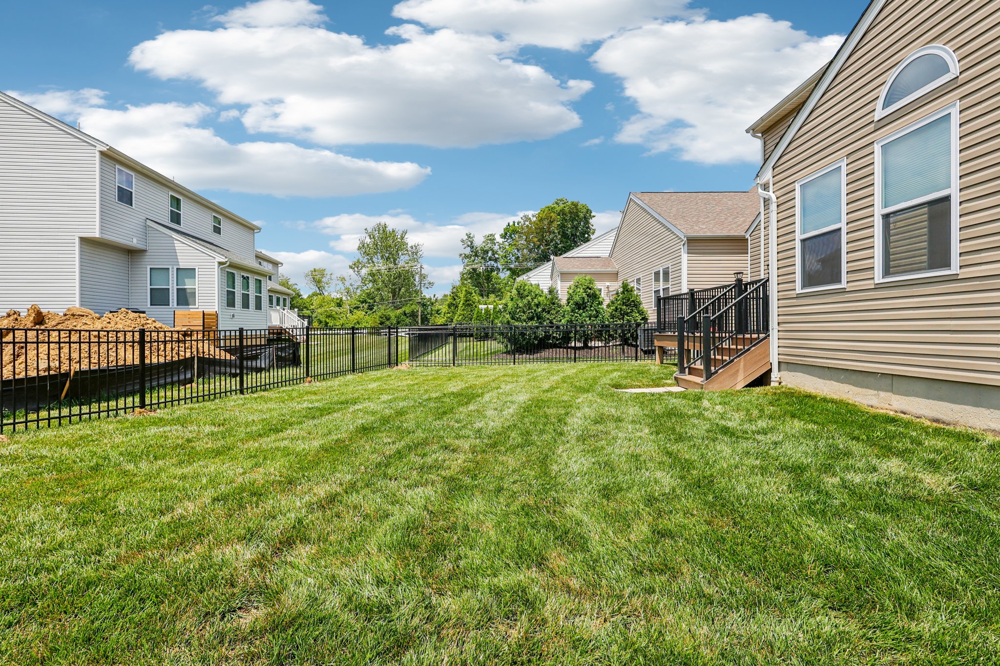 Sandker Ln-1906-054.jpg