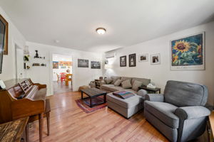  Photo 36