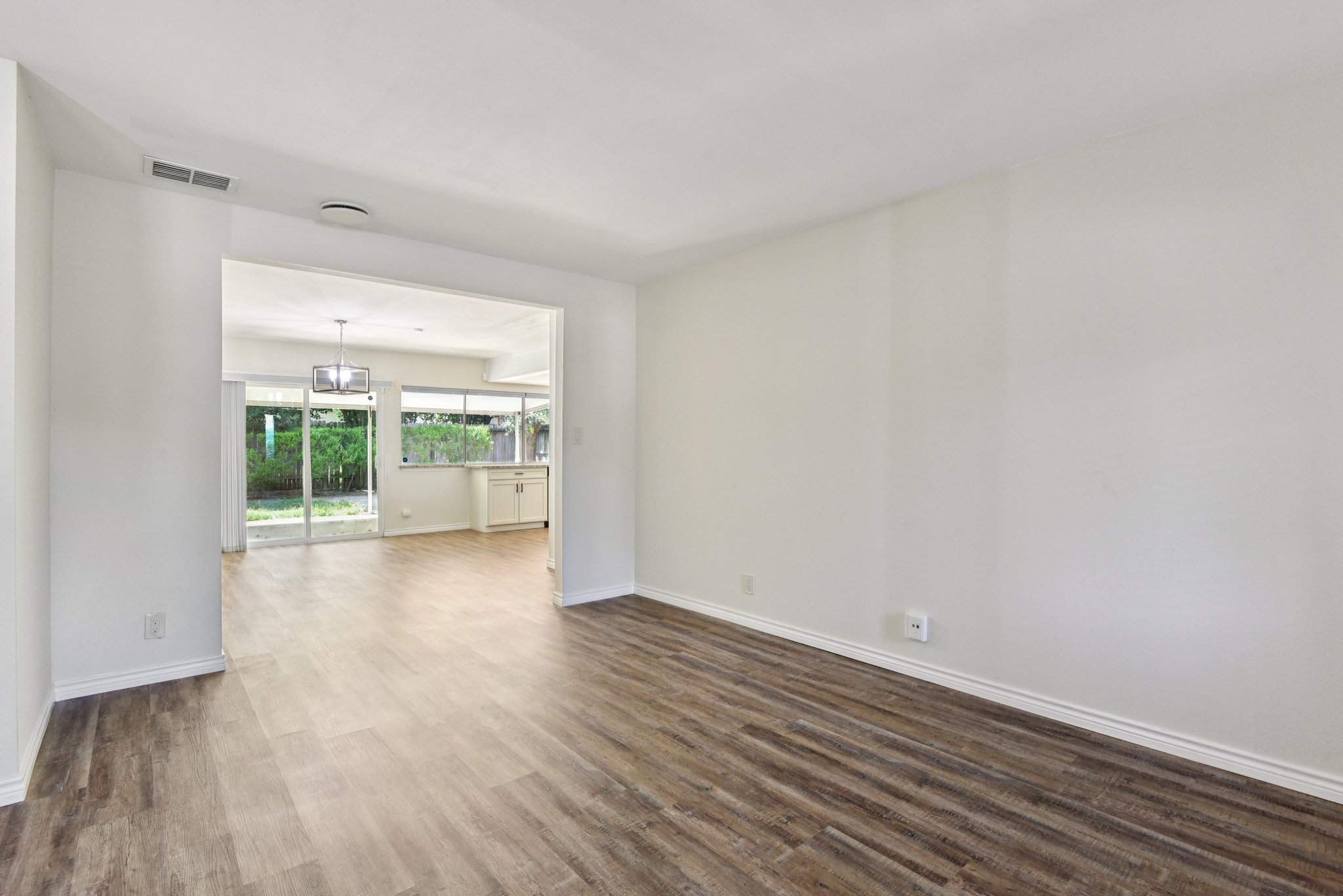 Spring Hollow Dr-S0309-011.jpg