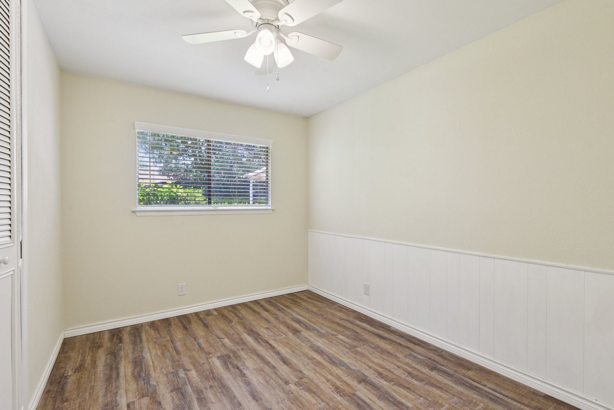 Spring Hollow Dr-S0309-020.jpg