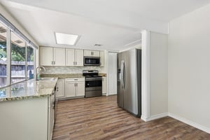 Spring Hollow Dr-S0309-015.jpg