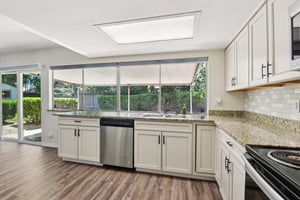 Spring Hollow Dr-S0309-019.jpg