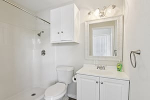 Spring Hollow Dr-S0309-032.jpg