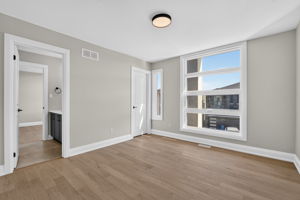 Bedroom 1 (2nd angle)
