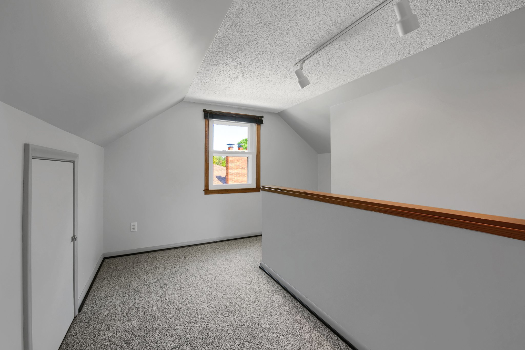 6634 12th Ave S, Minneapolis, MN 55423, USA Photo 25