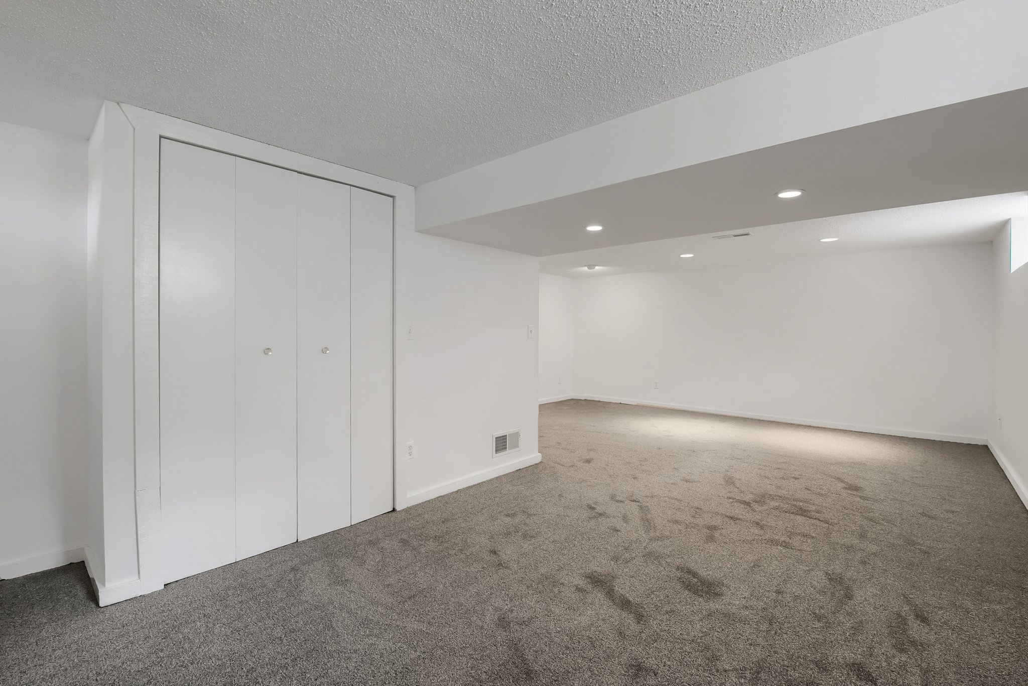 6634 12th Ave S, Minneapolis, MN 55423, USA Photo 29