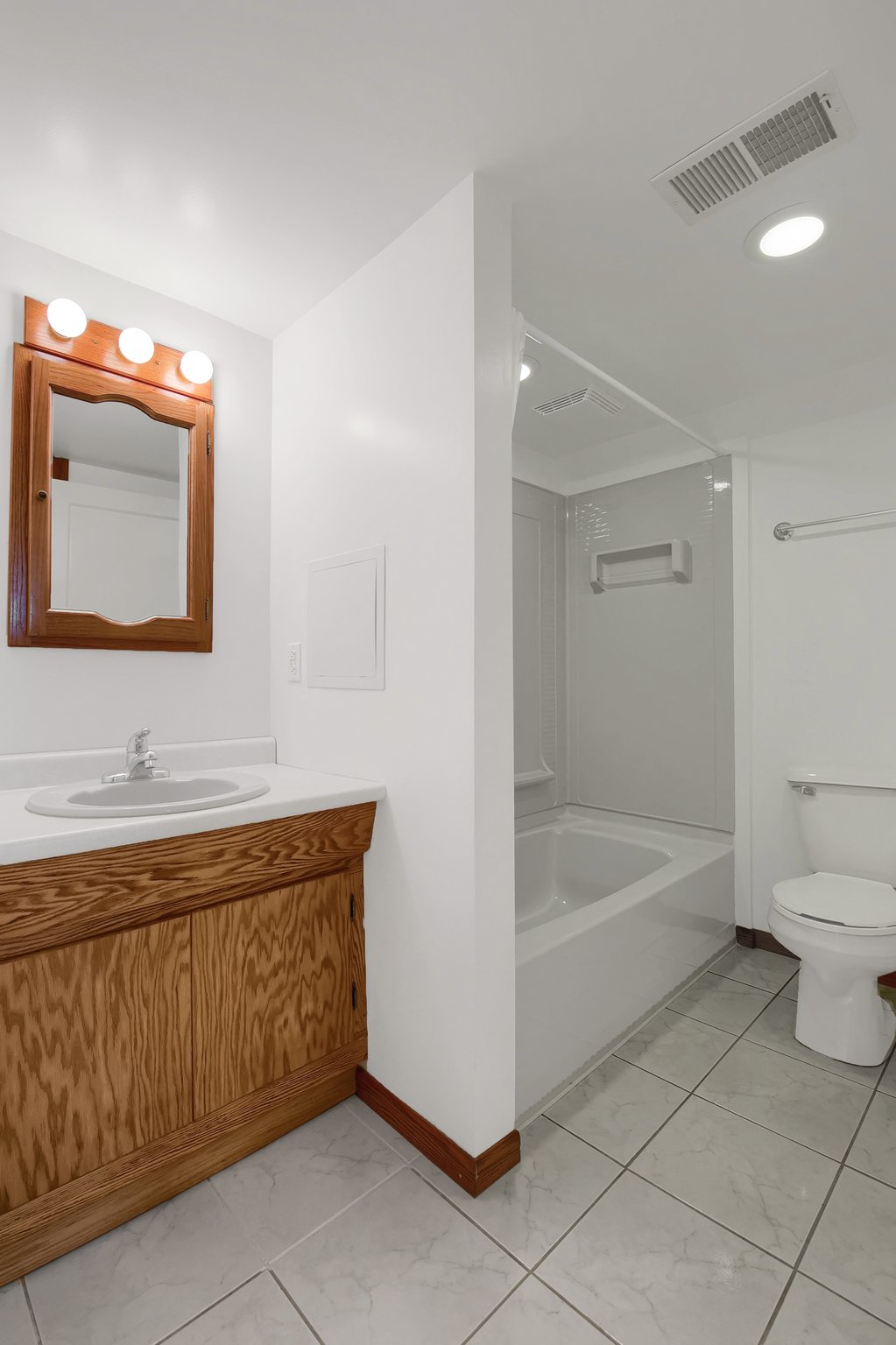 6634 12th Ave S, Minneapolis, MN 55423, USA Photo 27