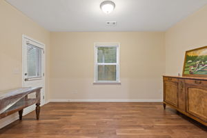  Photo 49