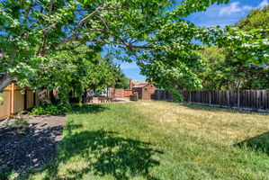 041_6636 Graham Ave_