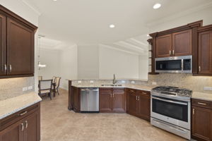 Kitchen 2 of 4