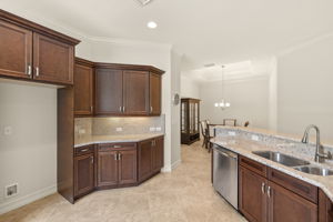 Kitchen 3 of 4
