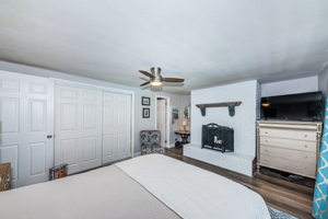 Primary Bedroom 1b