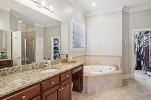 Fox Ridge Cir-033.jpg