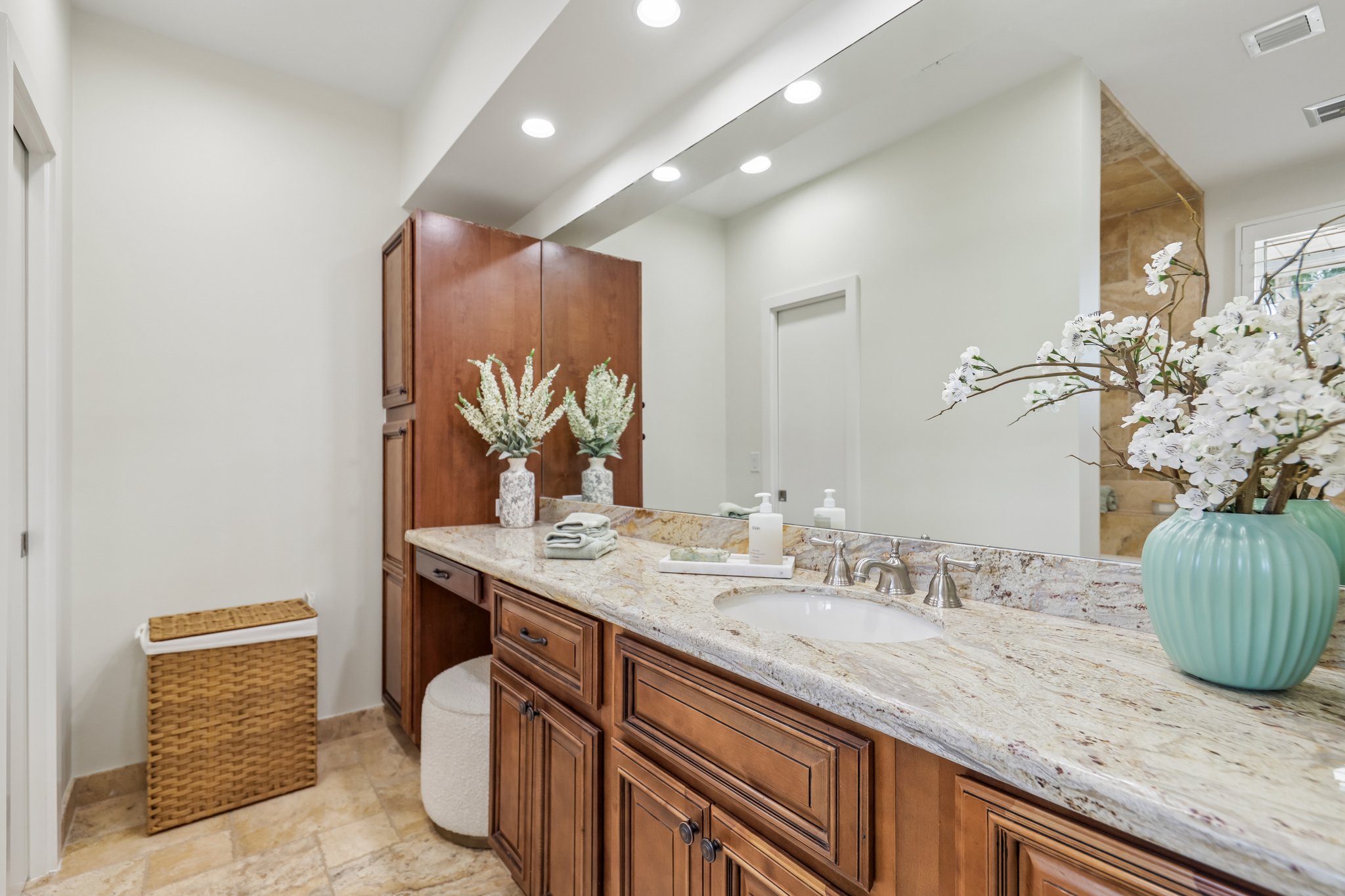 SE South Marina Way-S2310-036.jpg