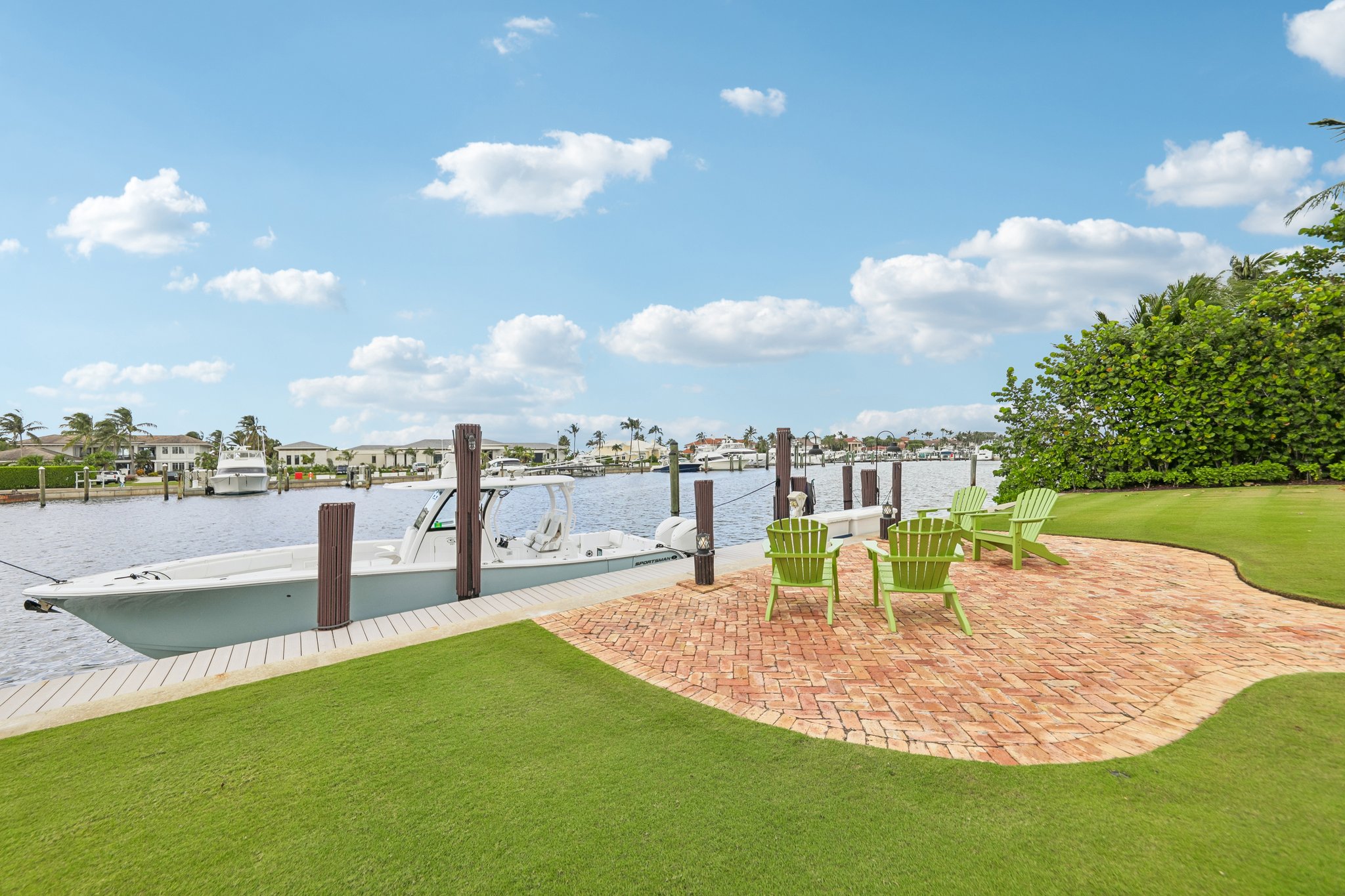SE South Marina Way-S2310-068.jpg