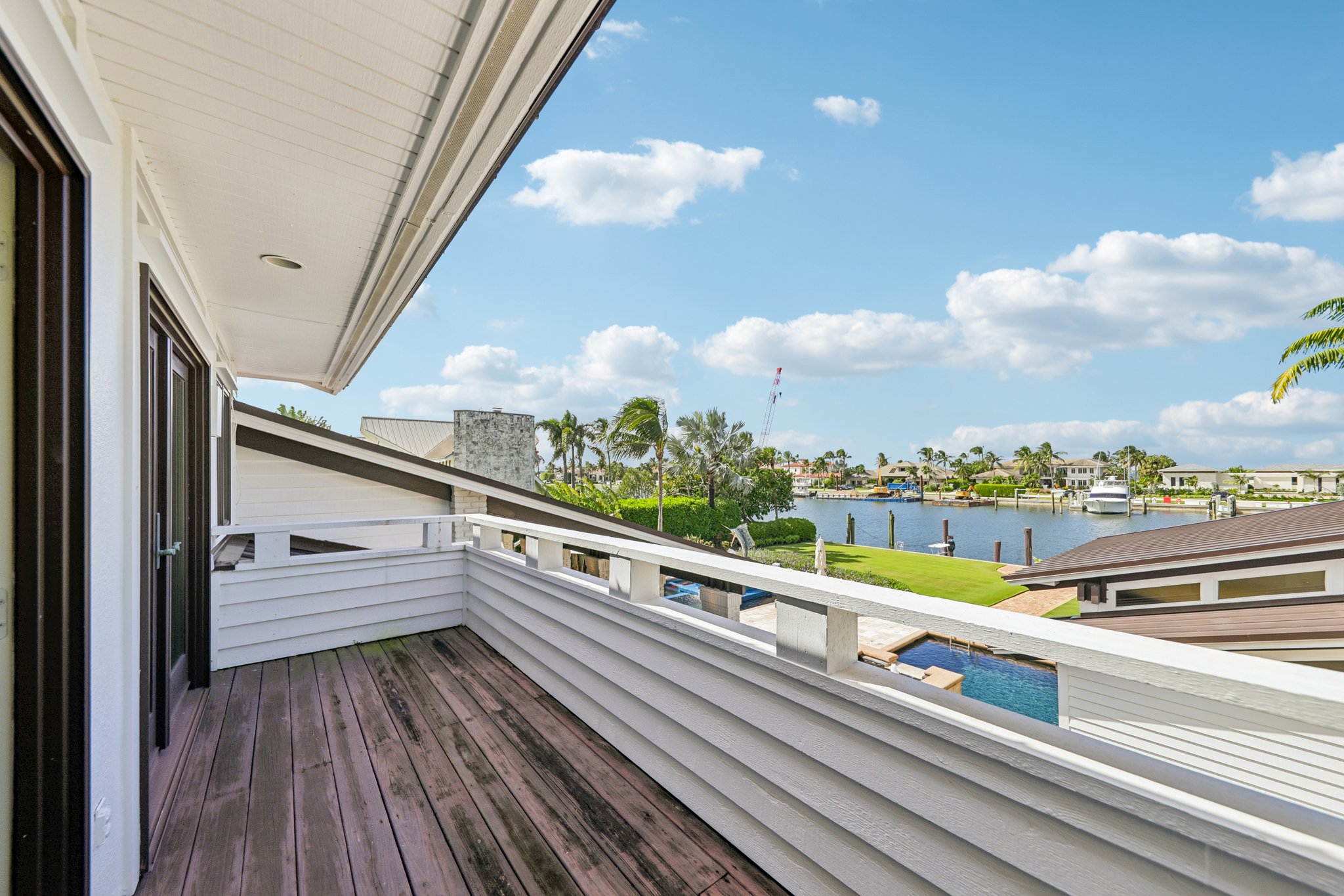 SE South Marina Way-S2310-078.jpg